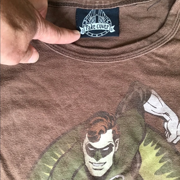 100% Cotton Brown Green Lantern Tee Size Medium - Picture 3 of 4